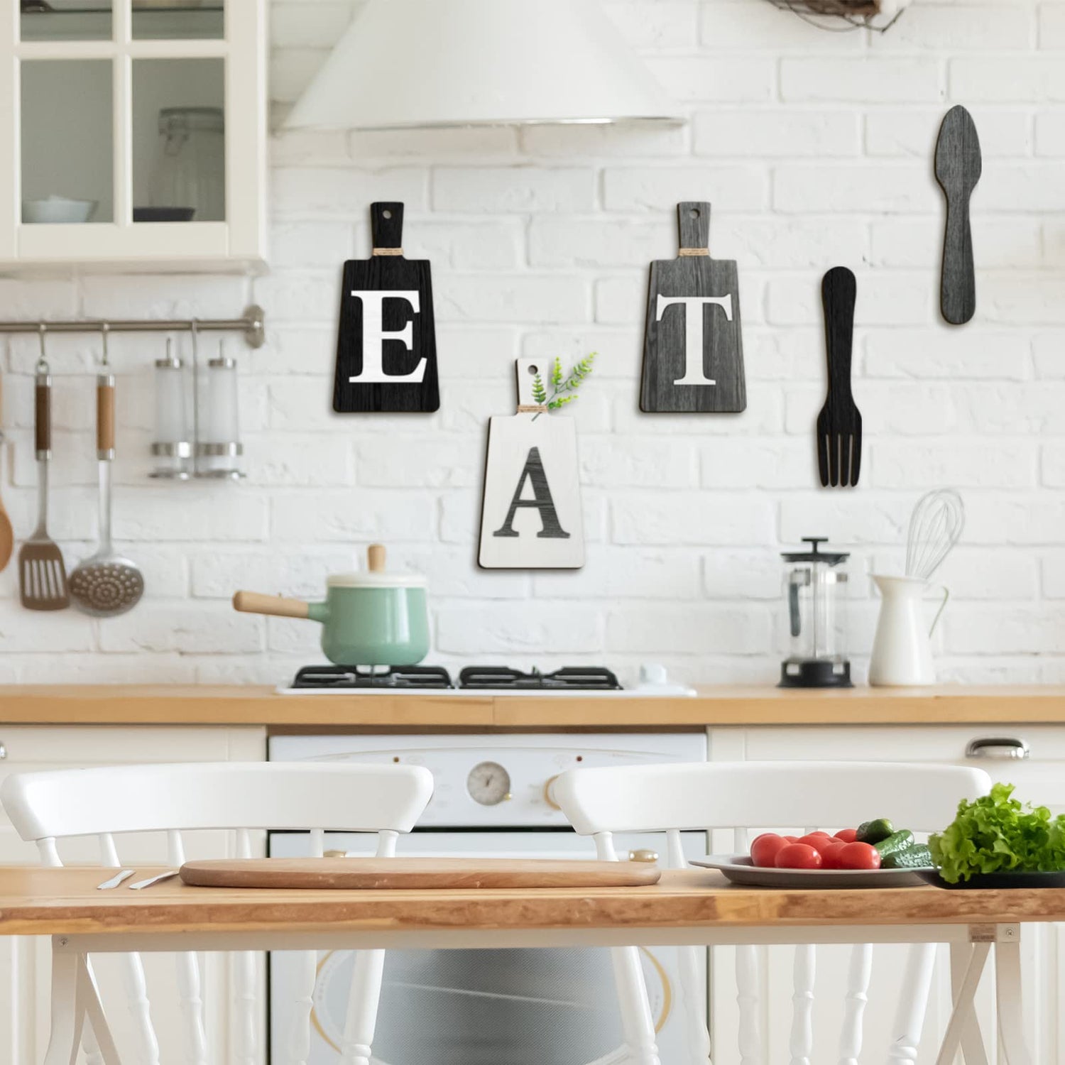 Kitchen & Functional Decor